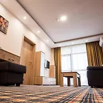 Kompleks Raiski Kat 3*