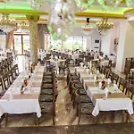 Motel Kompleks Raiski Kat