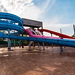 Motel Kompleks Raiski Kat 3*
