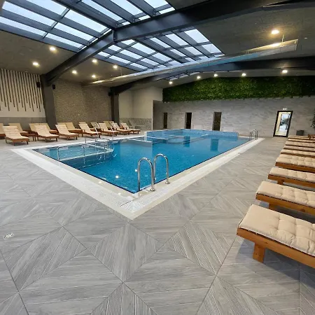 Motel Kompleks Raiski Kat