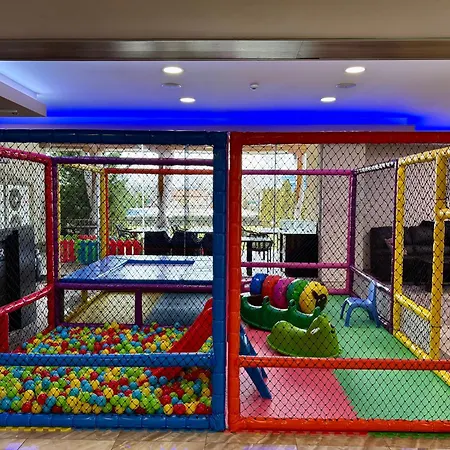 Motell Kompleks Raiski Kat 3*