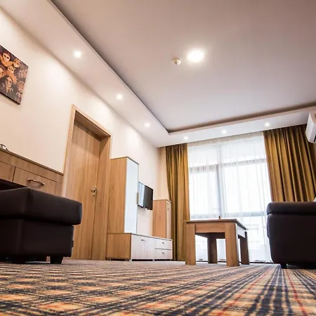 Kompleks Raiski Kat 3*