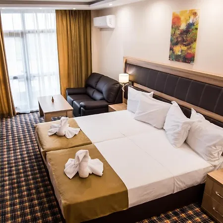 Kompleks Raiski Kat 汽车旅馆 3*