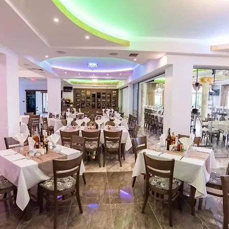 Kompleks Raiski Kat Motel 3*