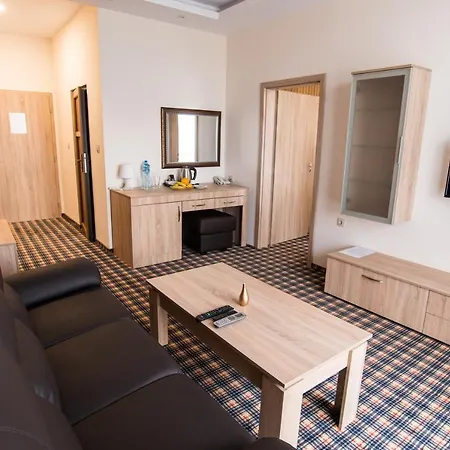 Kompleks Raiski Kat 3*