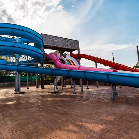 Motel Kompleks Raiski Kat 3*