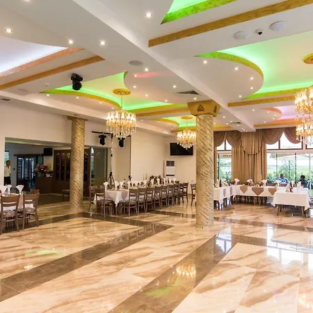 Motel Kompleks Raiski Kat