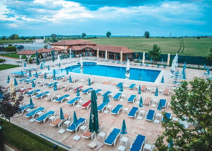 Kompleks Raiski Kat 汽车旅馆 季米特洛夫格勒