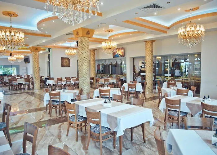 Kompleks Raiski Kat 季米特洛夫格勒