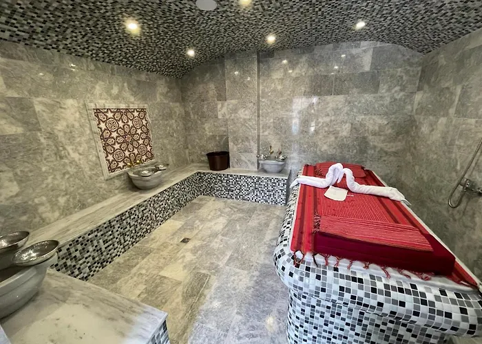 Kompleks Raiski Kat 3* 季米特洛夫格勒