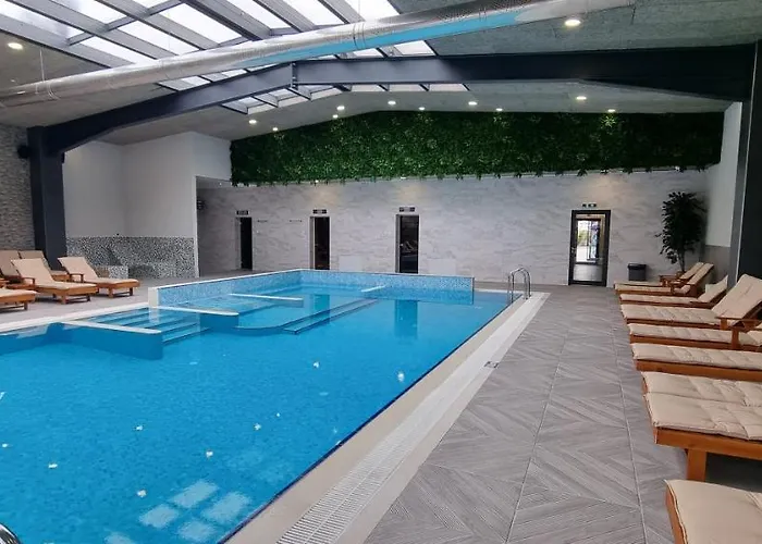 Kompleks Raiski Kat 季米特洛夫格勒