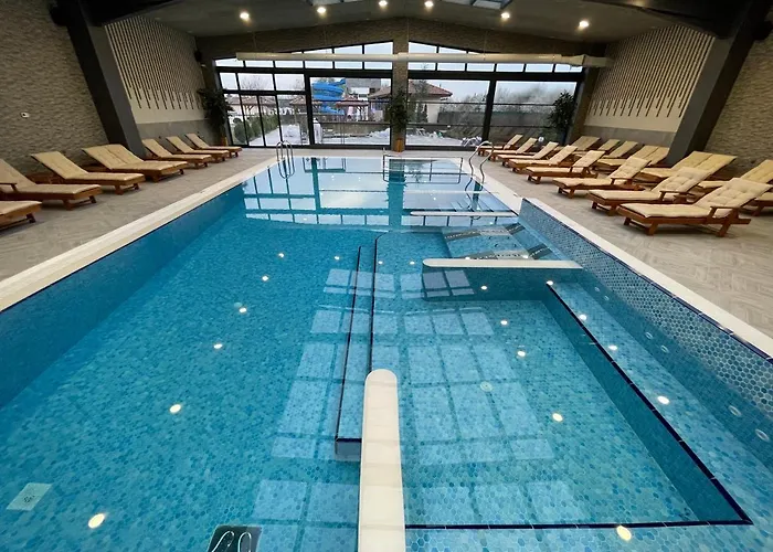 Kompleks Raiski Kat 汽车旅馆 3*