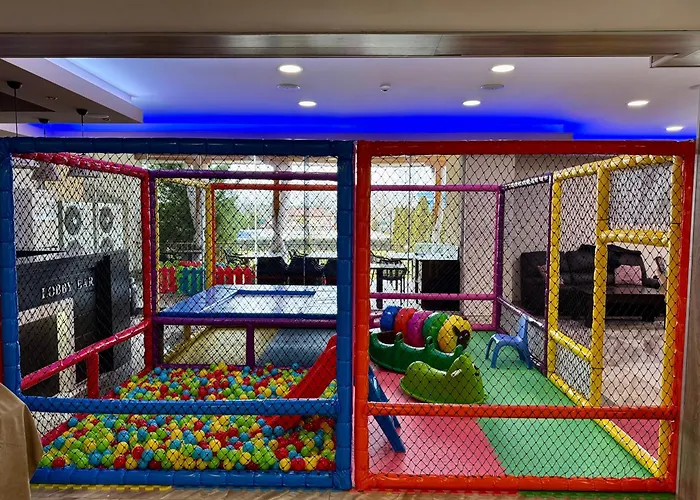 汽车旅馆 Kompleks Raiski Kat 3*