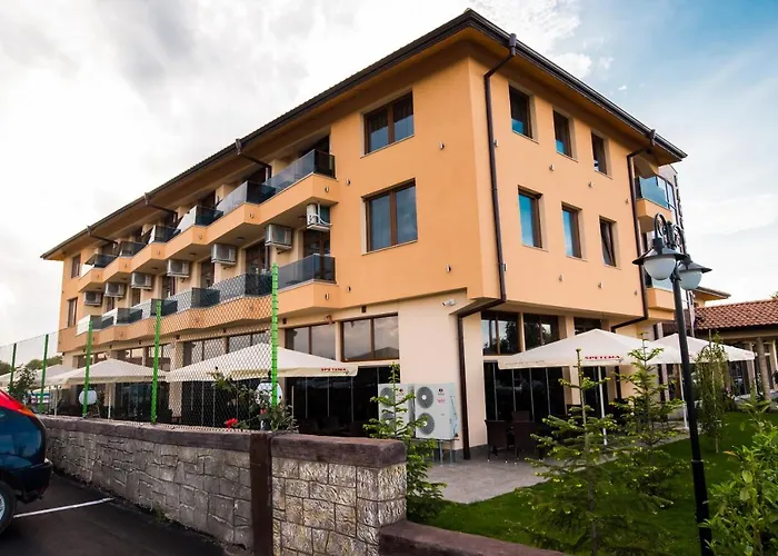 Kompleks Raiski Kat Димитровград