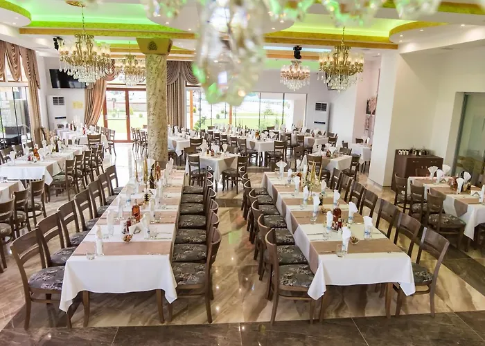 Мотел Kompleks Raiski Kat