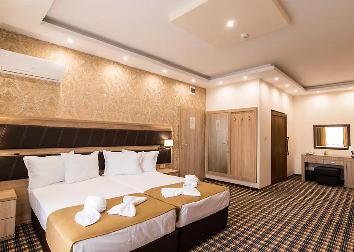 Kompleks Raiski Kat 汽车旅馆 3*