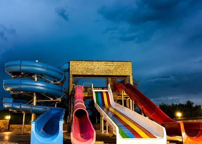 汽车旅馆 Kompleks Raiski Kat