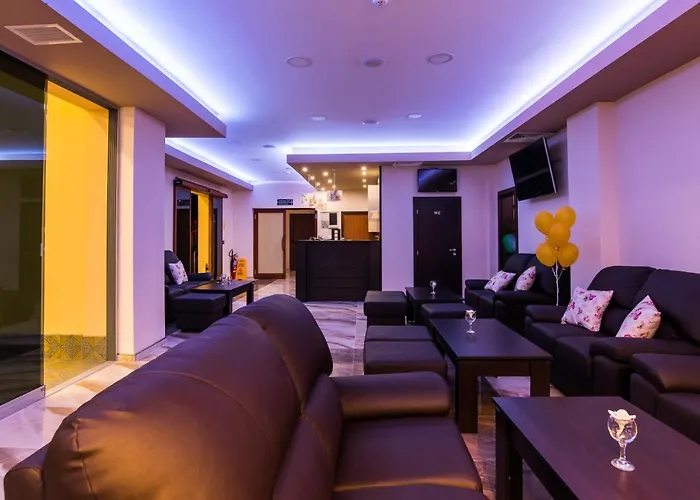 Kompleks Raiski Kat 汽车旅馆 季米特洛夫格勒