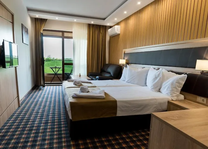 Kompleks Raiski Kat 汽车旅馆 季米特洛夫格勒