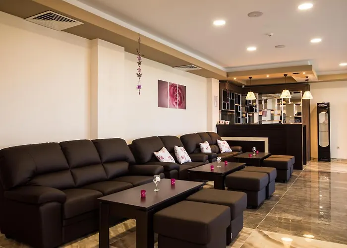 Kompleks Raiski Kat 3* Димитровград