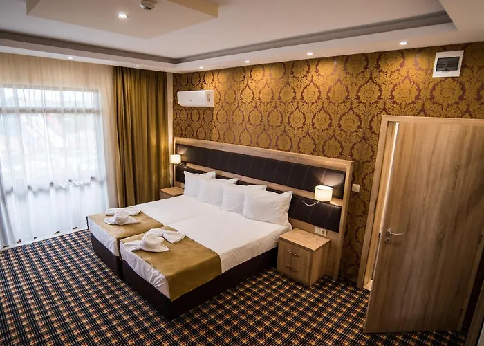 Kompleks Raiski Kat 季米特洛夫格勒